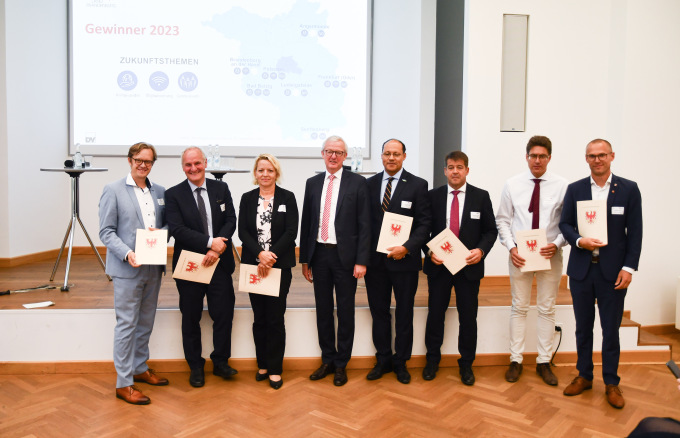 Gruppenfoto Bekanntgabeveranstaltung 2023