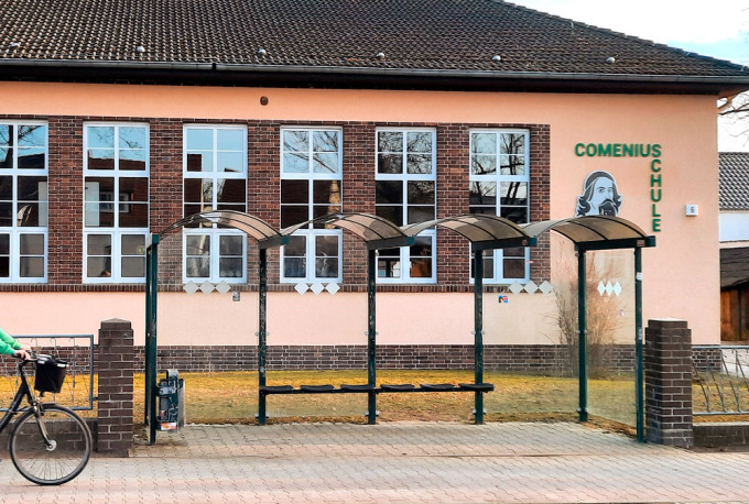 Blick auf die Comenicus Schule
